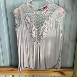 Daytrip shirt large but fits like medium